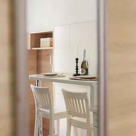 Smart Apartments! невелика з ремонтом в центрі Apartment