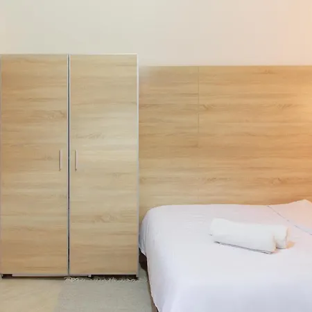 Smart Apartments! невелика з ремонтом в центрі * リヴィウ