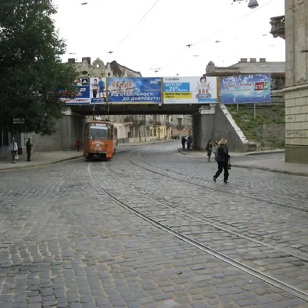 Mini- Smart в центральній частині львова
