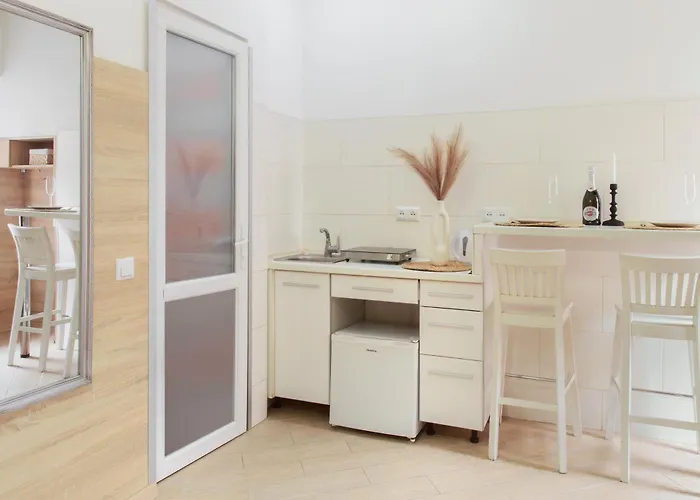 Smart Apartments! невелика з ремонтом в центрі * Leópolis