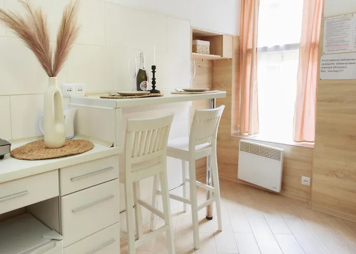 Apartamento Smart Apartments! невелика з ремонтом в центрі